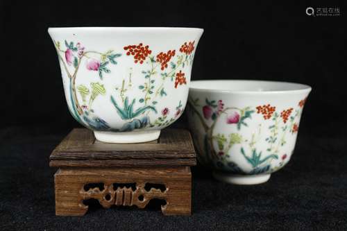 A Pair of Chinese Famille-Rose Porcelain Cups