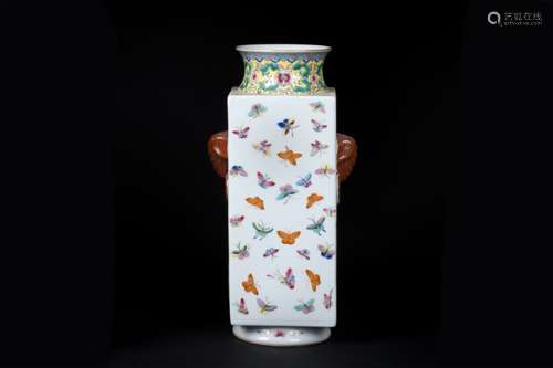 A Chinese Famille-Rose Porcelain Vase