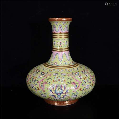 A Chinese Famille-Rose Porcelain Vase