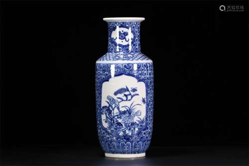 A Chinese Blue and White Porcelain Vase