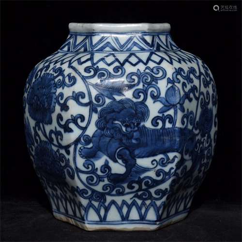 A Chinese Blue and White Porcelain Jar