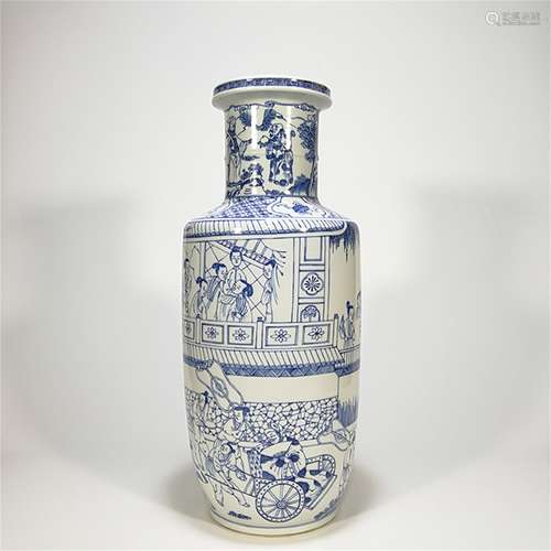 A Chinese Blue and White Porcelain Vase