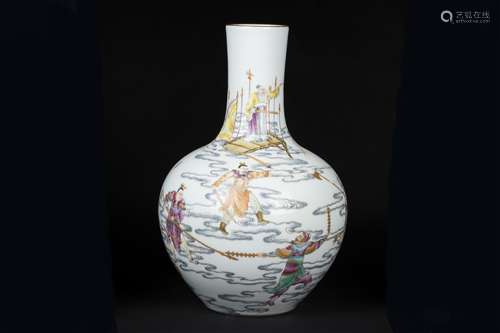 A Chinese Famille-Rose Porcelain Vase