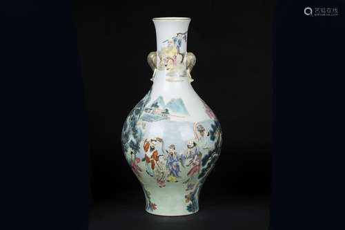 A Chinese Famille-Rose Porcelain Vase