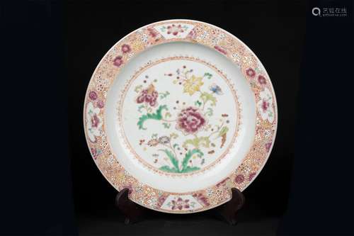 A Chinese Famille-Rose Porcelain Plate