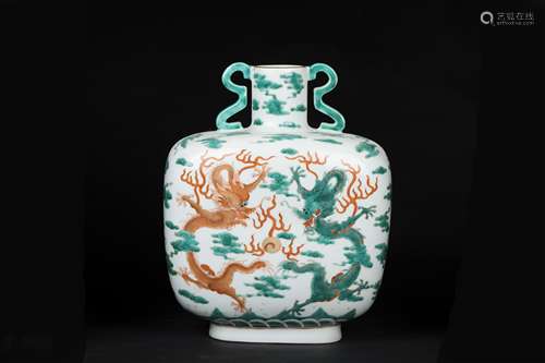 A Chinese Red and Green Glazed Porcelain Vase