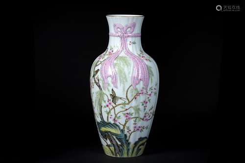 A Chinese Famille-Rose Porcelain Vase