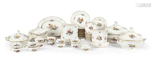 Dining service for 12 people. Meissen, last quarter 20th century. . Neubrandenstein relief, decoration of finely painted fruit bouquets, purple flowers and insects. Edge gilding. Consisting of 12 starter plates, 13 menu plates, 13 soup bowls with saucers, 2 oval bowls, 1 matching bowl, 1 flat round bowl, 1 flat square bowl, 2 square bowls, 2 saucières, 3 different sized oval plates, 2 oval tureens, 1 round tureen (dam.) Minus chips. Underglaze blue sword marks (1st choice), press numbers, red painter's numbers. Provenance: Collection of the Stuttgart entrepreneur and art lover Wolfgang Osterloh. See the portrait of Wolfgang Osterloh (PDF).