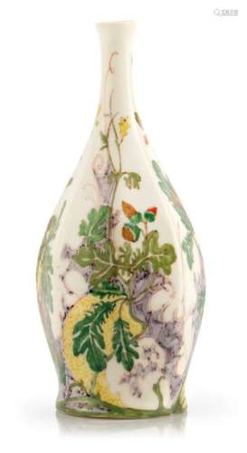 Rozenburg vase with bird decoration. Rozenburg, The Hague, 1913. H. 15 cm. Egg-shell porcelain, eight-sided baluster shape with narrow neck. Bird and oak leaf painting in brown, yellow, violet, green, blue and red. Manufacture stamp on the bottom, year of manufacture, no. 428 and painter's signature probably by Samuel Schellink. At the edge minimal hairline crack, only visible with magnifying glass, 1 mm chip at the stand. Provenance: From a North German private collection.