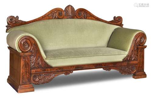 Opulent late Biedermeier sofa. North German, circa 1835/40. 120x220x70 cm. Richly carved front with curled acanthus leaves, decorative rosettes and flowers. Rest. Erg. Age-spec mahogany. Green velvet cover. Provenance: From a large southern German private collection.