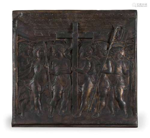 STUCKRELIEF, WEAPON CHRISTI. NACH DER ITAL. RENAISSANCE. 67 X 69 CM.