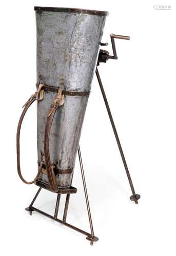 WINE VAT WITH HAND LIFT,. IRON AND LEATHER. H. 115/135.