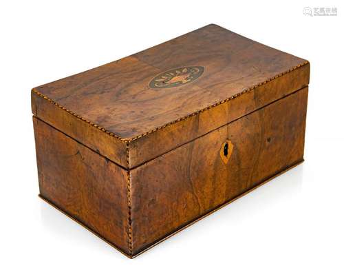 BIEDERMEIER CASSETTE, 19TH CENTURY PARTITIONING, WALNUT. 15X30X17 CM.