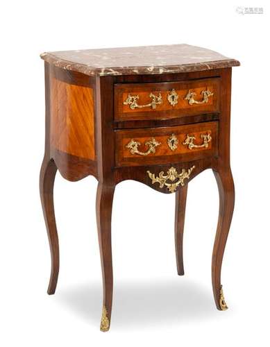 PILLAR DRESSER, LOUIS XV STYLE. 19TH CENTURY. 83X56X46 CM.