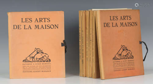 ART DECO. - Christian ZERVOS (editor). Les Arts de la Maison. Paris: Albert Morancé, 1923-1926. 14