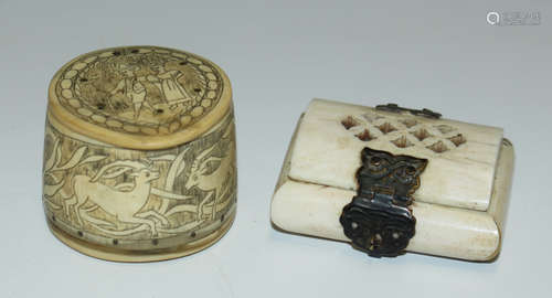 An 18th century Continental bone snuff box, the hinged lid engraved with a couple, the sides with