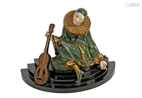 Alfred GILBERT (1864-1934) Aseated Pierrot with aBronze mandolin with green, brown, gold and ivory patina carved on a blackChryséphantine marble base signed A. Gilbert French workH: +/- 22 cm (including base)(grit on the base)