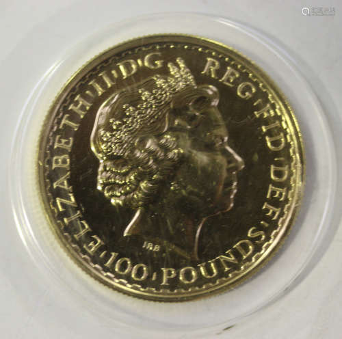 An Elizabeth II Britannia 1oz gold one hundred pounds coin 2012.