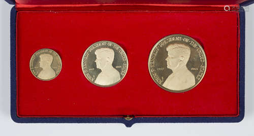 A President Kennedy Memorial commemorative gold three-medal set by Metalimport Ltd, comprising 0.