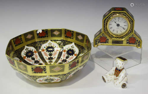 A Royal Crown Derby 1128 Imari pattern desk clock, circa 2002, height 10.5cm, together with a