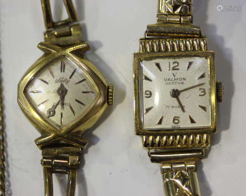 A Valmon Genève 18ct gold cased lady's wristwatch with signed jewelled movement and signed square