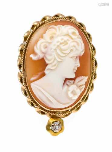 Gemmen pendant GG 585/000 with a finely carved oval shell gem 25 x 19 mm, depiction of a