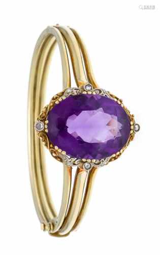 Amethyst diamond bangle GG 585/000 around 1900 with an oval fac. Amethyst 30.0 ct and 8