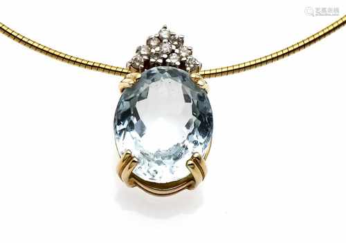 Aquamarine brilliant pendant GG / WG 585/000 with a fine, oval fac. Aquamarine 7.50 ct and