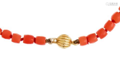 Coral necklace with ball clasp GG 750/000 with fac. Coral rondelles in the course 10.6 x