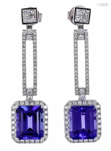 Tanzanite brilliant stud earrings WG 750/000, each with a fac. Excellent Tanzanite 10 x 8