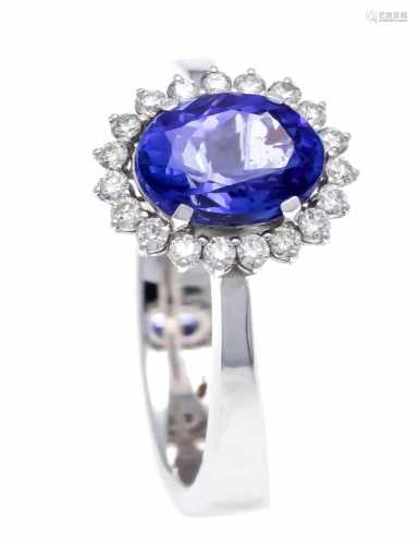 Tanzanite diamond ring WG 585/000 with an excellent oval fac. Tanzanite 9.0 x 6.9 mm and
