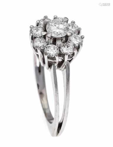 Brilliant ring WG 585/000 with one brilliant 0.35 ct and 8 brilliant, total 0.64 ct TW /