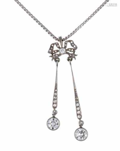 Art Deco pendant GG / WG 585/000 with 2 old cut diamonds, totaling 0.90 ct TW / VS, one