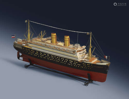 A RARE GERMAN TINPLATE DISPLAY-MODEL OF AN OCEAN LINER BY MARKLIN c.1912-18 of a twin-funnel liner