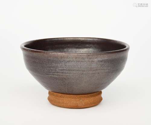 ‡ William Staite Murray (1881-1962) a stoneware footed bowl, covered to the foot with a rich brown