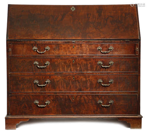 AN EARLY GEORGE III MAHOGANY BUREAU IN THE MANNER OF THOMAS CHIPPENDALE PROBABLY NORTH COUNTRY, c.