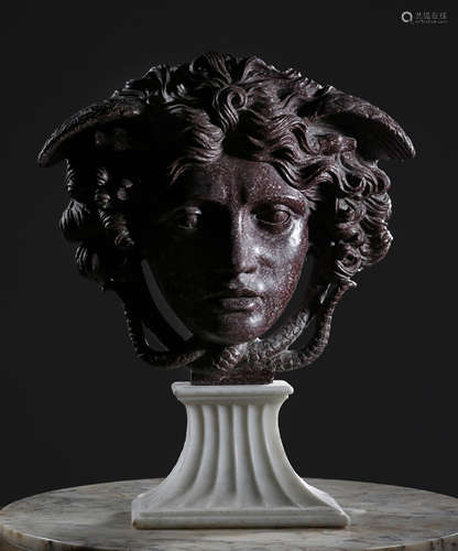 AFTER THE ANTIQUE. AN ITALIAN GRAND TOUR RELIEF MASK OF THE MEDUSA RONDANINI PROBABLY 19TH CENTURY