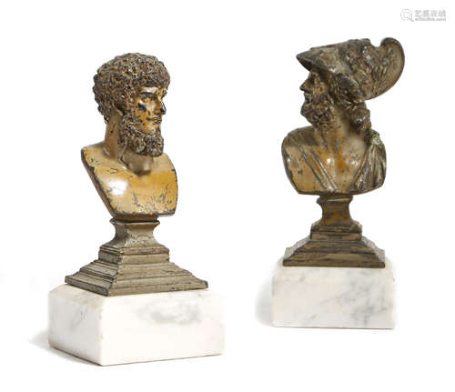 AFTER THE ANTIQUE. A PAIR OF ITALIAN COLD PAINTED SPELTER GRAND TOUR BUSTS LATE 19TH / EARLY 20TH