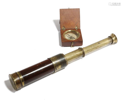 λ AN EARLY 19TH CENTURY ROSEWOOD AND BRASS THREE DRAW TELESCOPE c.1830-40