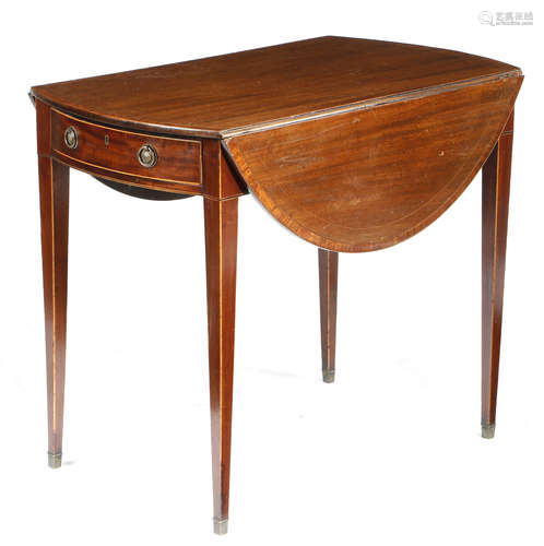 A GEORGE III MAHOGANY PEMBROKE TABLE c.1800 inlaid with stringing, the crossbanded oval drop-leaf