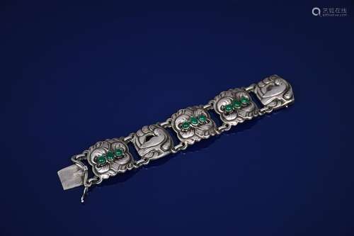 A Georg Jensen silver and green agate Dove link bracelet designed by Georg Jensen, model no.32, five