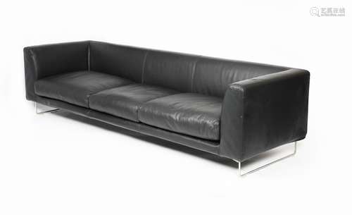 A Cappellini Elan EN4 leather sofa designed by Jasper Morrison, low rectangular form on metal