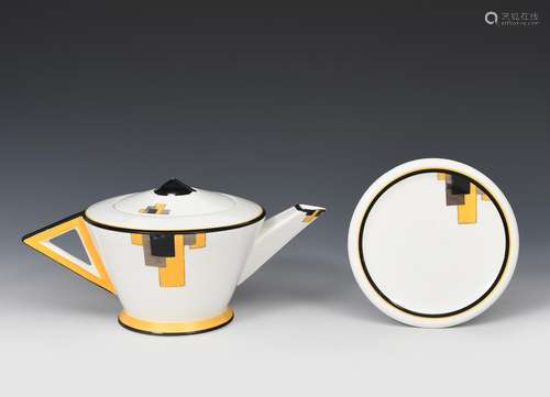 A Shelley Yellow Block Vogue shape large teapot cover and stand designed by Eric Slater, pattern P.