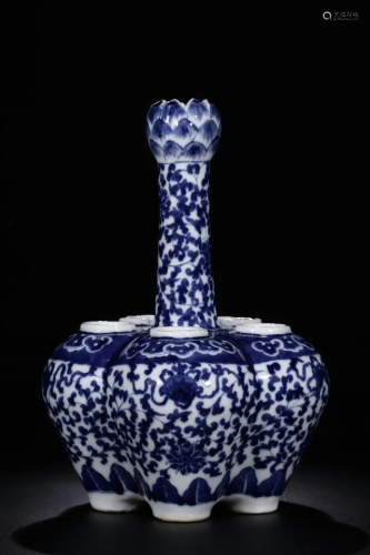 CHINESE BLUE AND WHITE FIVE-SPOUTED PORCEL…
