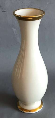 Royal Bavaria Bareuther Waldsassen gold trim white vase