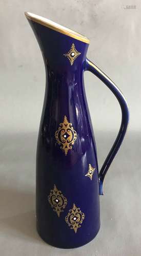 Royal Germany 1762 Echt Kobalt made in GDR 5 24k gold edge & pattern pitcher