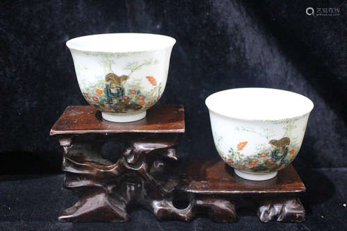 A Pair of Chinese Famille Rose Porcelain Cups