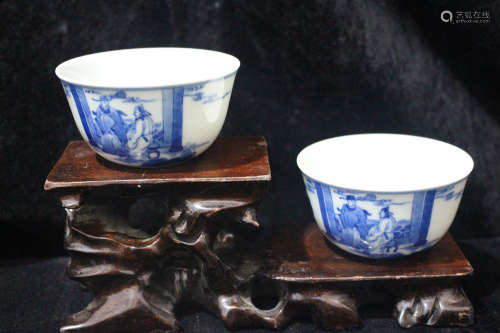 A Pair of Chinese Blue and  White Porcelain Cups