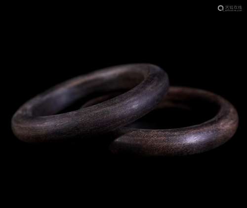 A Pair of Chinese Eaglewood Bracelets