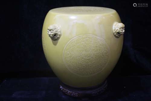 A Chinese Yellow Glazed Porcelain Drum
